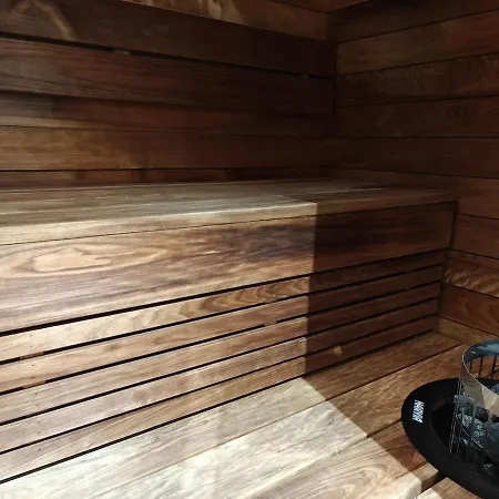 Atmospheric With Jacuzzi Holiday home *