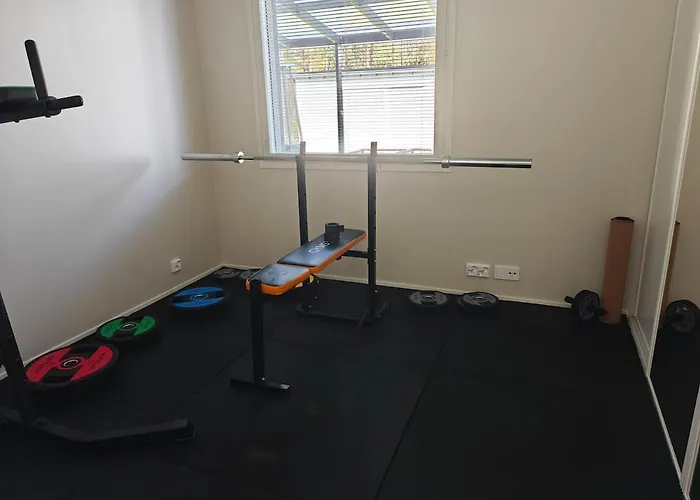 Дом отдыха Atmospheric With Jacuzzi