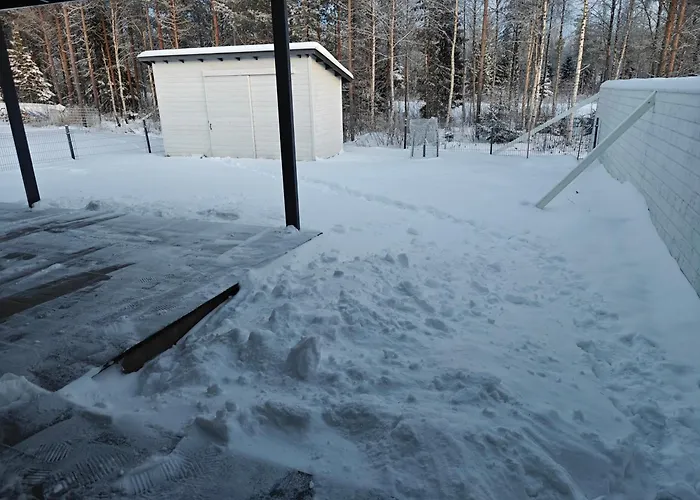 Atmospheric With Jacuzzi Дом отдыха Рованиеми